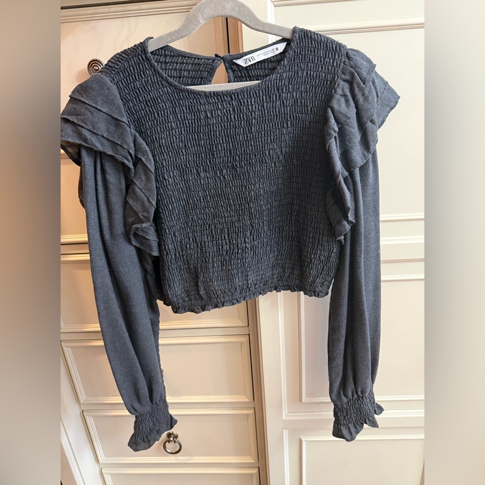 Gray Smocked Ruffle Long Sleeve Cropped Top